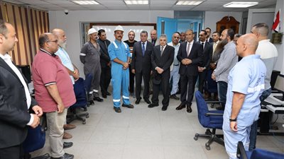 الفريق أسامة ربيع يشهد لحام قرينة 