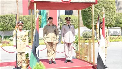 الفريق أحمد خليفة يلتقي رئيس الأركان العامة للجيش الليبي 