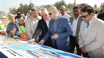 محافظ بني سويف: 28% نسبة الإنجاز في كوبري الشاملة.. ونسير وفق الجدول الزمني