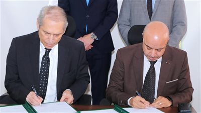  وزير الزراعة يوقع بروتوكول تعاون بين البحوث الزراعية والتصديري للحاصلات