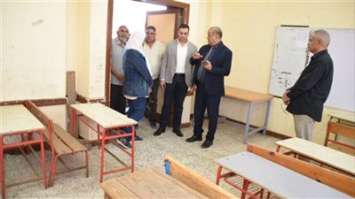 تواصل أعمال الصيانة بمدرسة قرية الفتح الأساسية جنوب بورسعيد