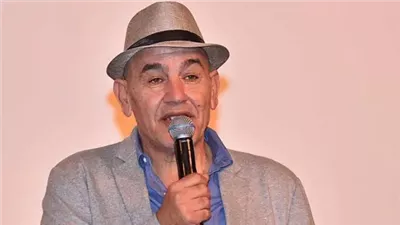 الاحتلال الإسرائيلي يقصف منزل المخرج الفلسطيني رشيد مشهراوي|صور