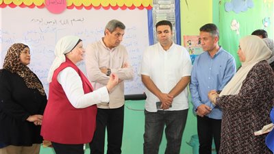 محافظ السويس يتابع استعدادات استقبال العام الدراسي الجديد