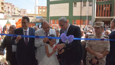 محافظ الغربية يفتتح مدرسة مؤسسة محلة زياد الابتدائية على أنغام الزغاريد 