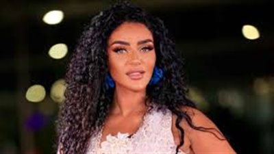 هبه الأباصيري: بلاش البنت تحكي عن مشاكلها الأسرية لخطيبها.. مش دكتور نفساني