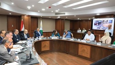 لتعزيز التواصل.. محافظ الجيزة يعقد اللقاء الأسبوعي لبحث شكاوى المواطنين 