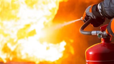  فرد أمن يشعل النيران في نفسه أمام عقار أهل زوجته بالجيزة ونيابة تحقق 