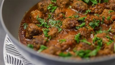 كيف تعد أشهى كرات اللحم الإسبانية في المنزل تعرفي على الطريقة