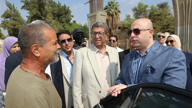 محافظ بنى سويف فى