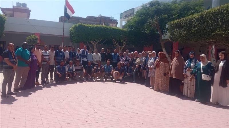 حياة كريمة تنظم قافلة