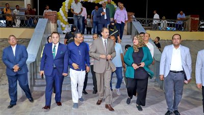 بالصور.. محافظ سوهاج يتفقد أعمال تطوير ممشى الكورنيش الشرقي