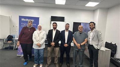 ورشة عمل متخصصة في تركيب منظم ضربات القلب الصناعي بمجمع السويس الطبي