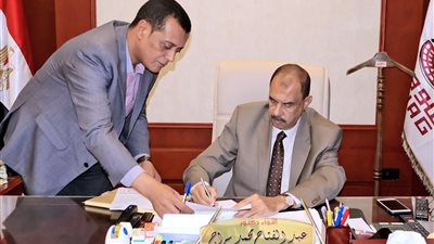 محافظ سوهاج يعتمد المرحلة الثالثة لقبول الطلاب بالصف الأول الثانوي العام