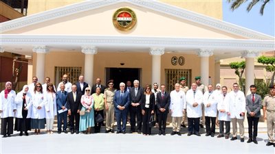 القوات المسلحة تستقبل وزير التعليم العالي لبحث الجينوم المرجعي المصري