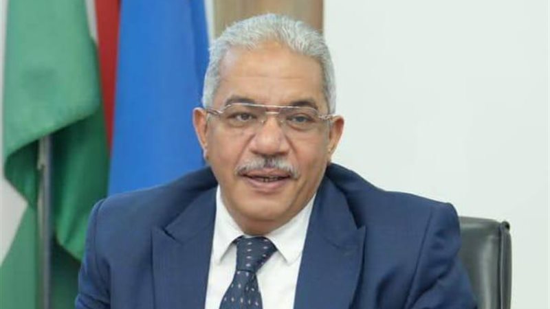 الدكتور محمود صديق