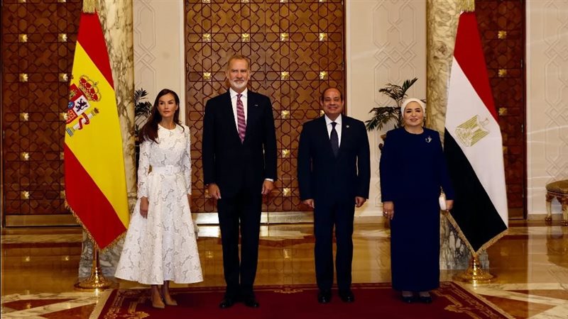 السيسي و قرينته