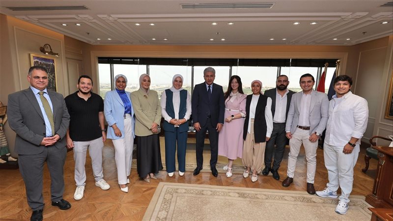 مجموعة من المؤثرين