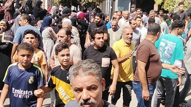 صورة لحظه وداع الزوجة