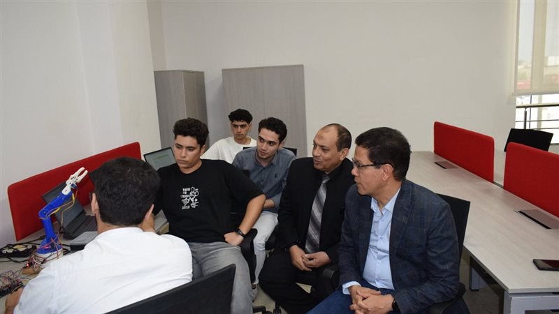 رئيس جامعة بنها