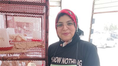 كامليا من البطولات الرياضية بمنتخب مصر إلى العمل بائعة فراخ ببنها