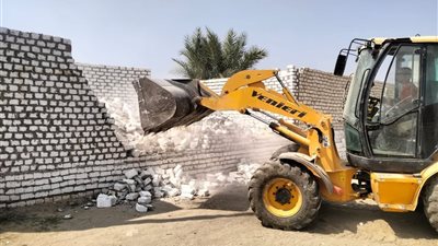 منذ بداية الموجة 27.. إزالة 900 حالة تعد على الأراضي ببنى سويف