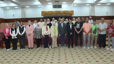 زيارة ميدانية لمتدربي برنامج حوكمة البحار إلى هيئة الموانئ ومتحف السويس 