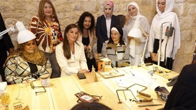 خلال جولتها.. ملكة إسبانيا تخطف أنظار القاهرة بإطلالتها