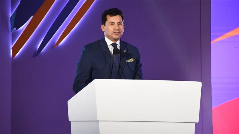 الدكتور أشرف صبحي