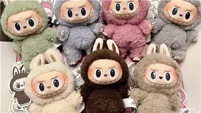 شعبة الأدوات المكتبية: أسعار دمى لابوبو تراجعت من 30 ألفا لتبدأ من 75 جنيها