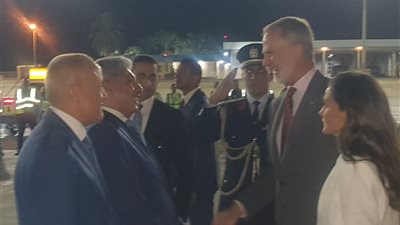 محافظ الأقصر يستقبل ملك إسبانيا والملكة ليتيزيا في زيارة تاريخية (صور)