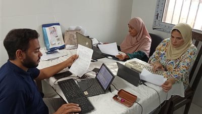 بجزيرة أبوصالح شرق النيل.. قافلة للصحة تُقدم 3232 خدمة طبية مجانية ببني سويف