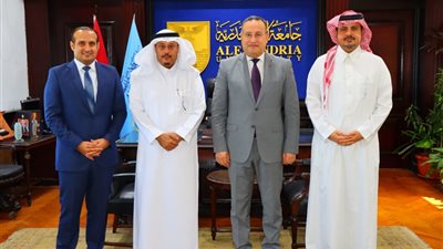 رئيس جامعة الإسكندرية يستقبل قنصل السعودية لبحث تعزيز التعاون الأكاديمى 