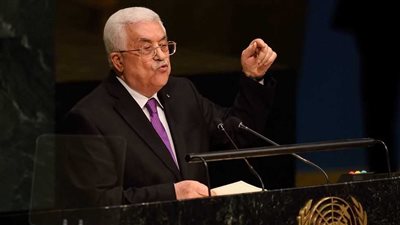 محمود عباس يرحب بإعلان ترامب وقف الحرب ويؤكد التزام فلسطين بالسلام العادل  
