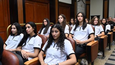 بعد التتويج ببطولة إفريقيا.. وزير الرياضة يكرم بطلات مصر لكرة اليد والسلة 