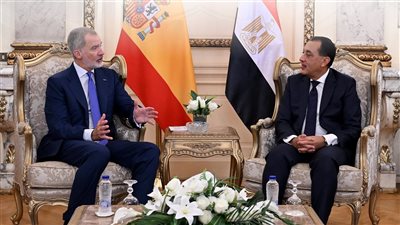 بالإنفوجراف.. مجلس الوزراء يستعرض  أبرز أنشطة رئيس الحكومة هذا الأسبوع