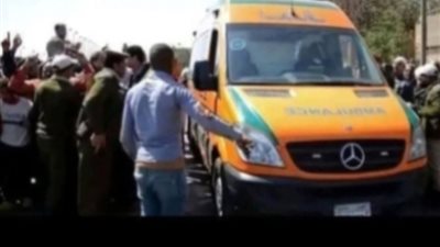  5 مصابين في حادث انقلاب ملاكي أعلى الطريق الصحراوي بالبحيرة