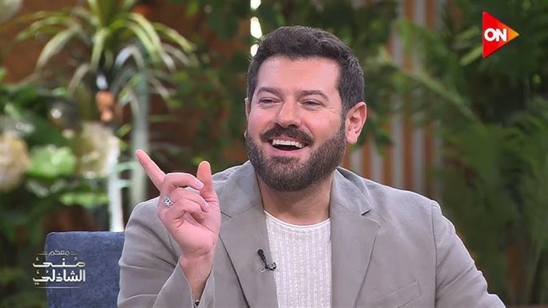 الفنان عمرو يوسف