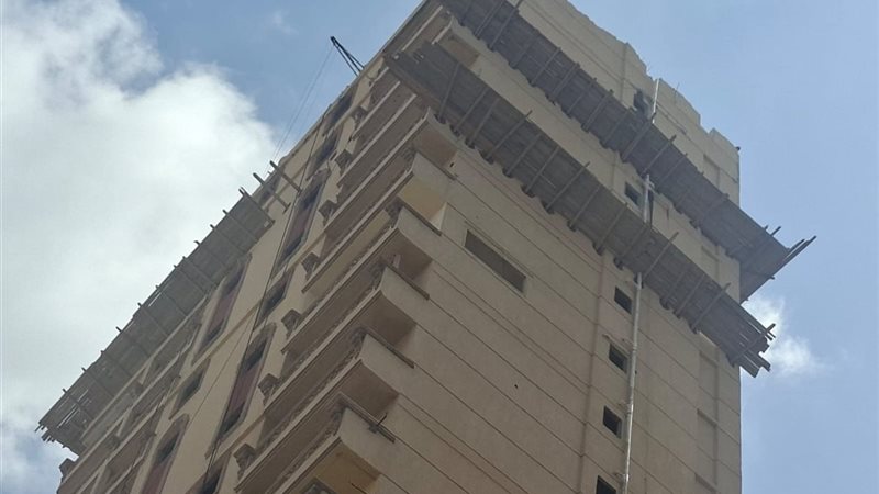 عقار المندرة المائل