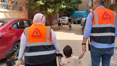 التدخل السريع يتعامل مع 156 بلاغًا لكبار وأطفال بلا مأوى وحالات إنسانية | صور