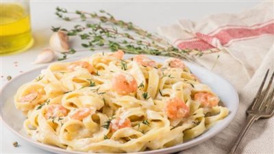 طريقة عمل المكرونة بالجمبري بالكريمة بخطوات بسيطة وسريعة وطعم لا يقاوم 