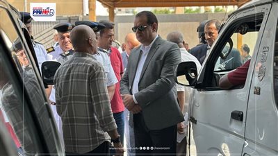 مدير أمن الفيوم يفاجئ السائقين في الموقف الجديد مع انطلاق العام الدراسي 
