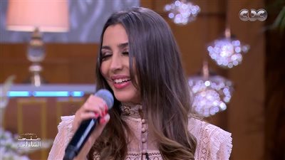 المطربة جنات تكشف سر تغيير اسم ألبومها 