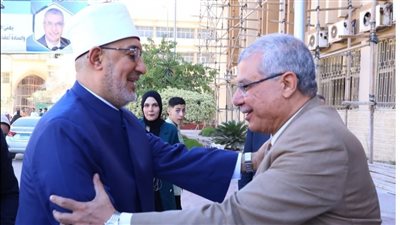 مفتي الديار المصرية ونخبة من علماء الأزهر يصلون الشرقية  لمناقشة رسالة ماجستير