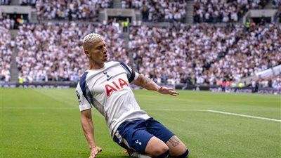 البريميرليج .. ماتيتا يتقدم لكريستال .. ريتشارليسون يقلص الفارق للسبيرز