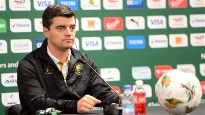 اسم جديد على طاولة الخطيب.. الأهلي يتفاوض مع مدرب أنجولا السابق