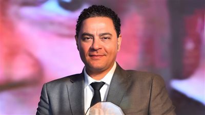 اشاعر نادر عبد الله يستحوذ على جائزة الإبداع في احتفالية دير جيسيت