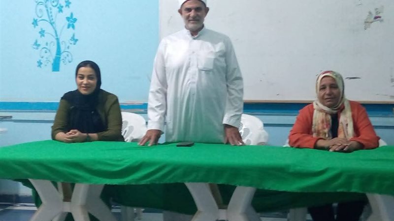جانب من الندوات