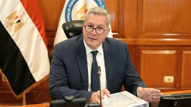 وزير البترول