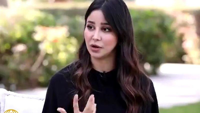 الفنانة أسيل عمران