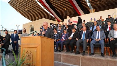 وزيرا الرياضة والشئون النيابية ومحافظ القاهرة يحضرون حفل جامعة حلوان بطلابها